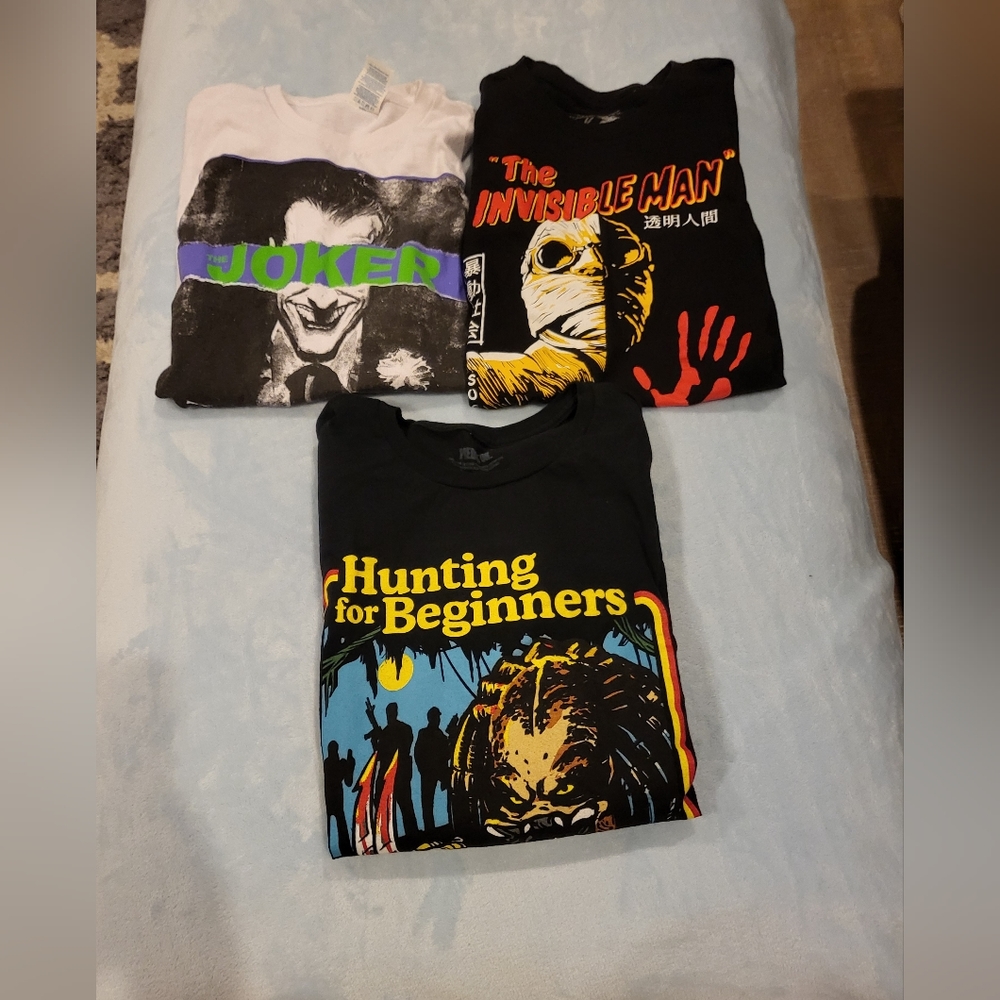 Bundle 3 horror theme tees M